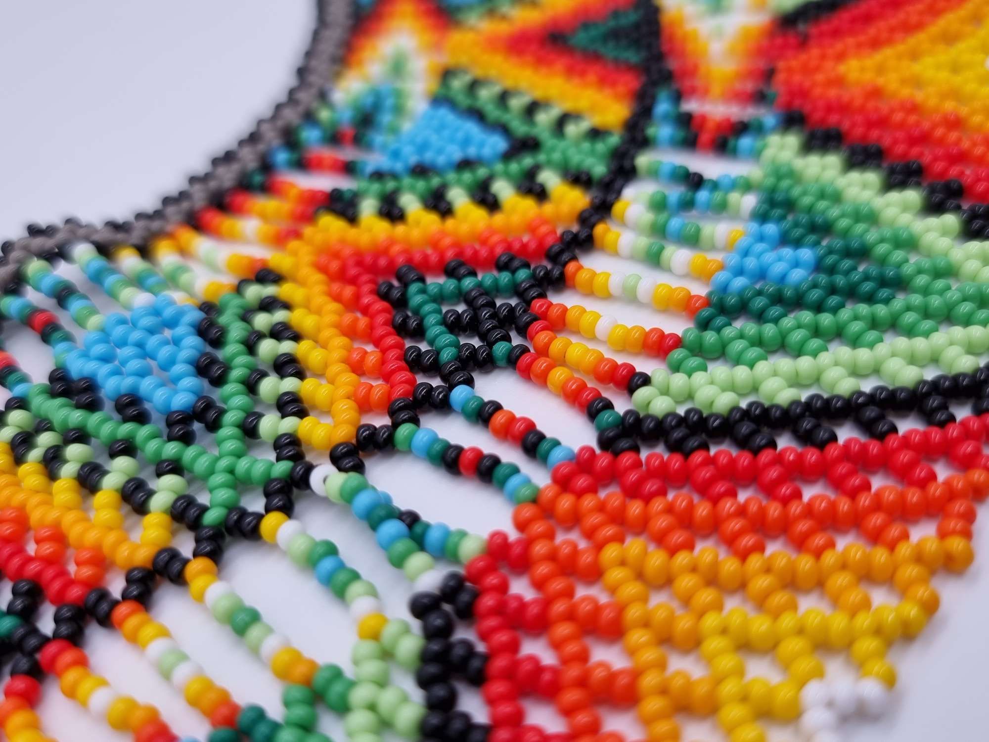 Collana Embera Sole d'Oro fatta a mano in Colombia - Selinar