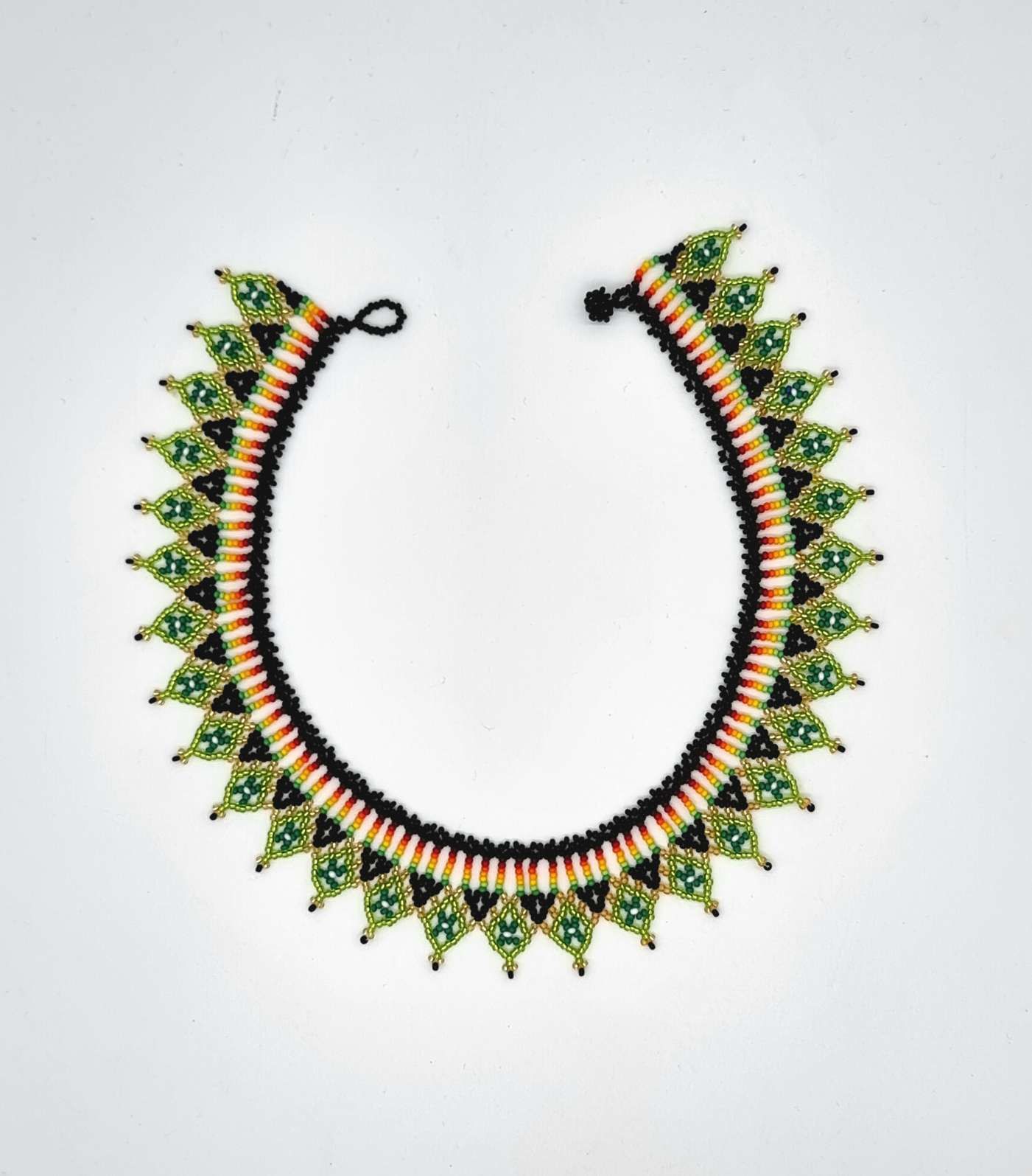 Collana Embera